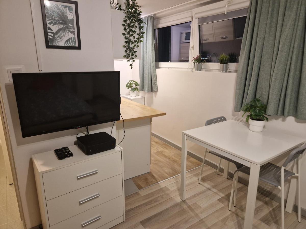 Central Studio Apartments Varsavia Esterno foto